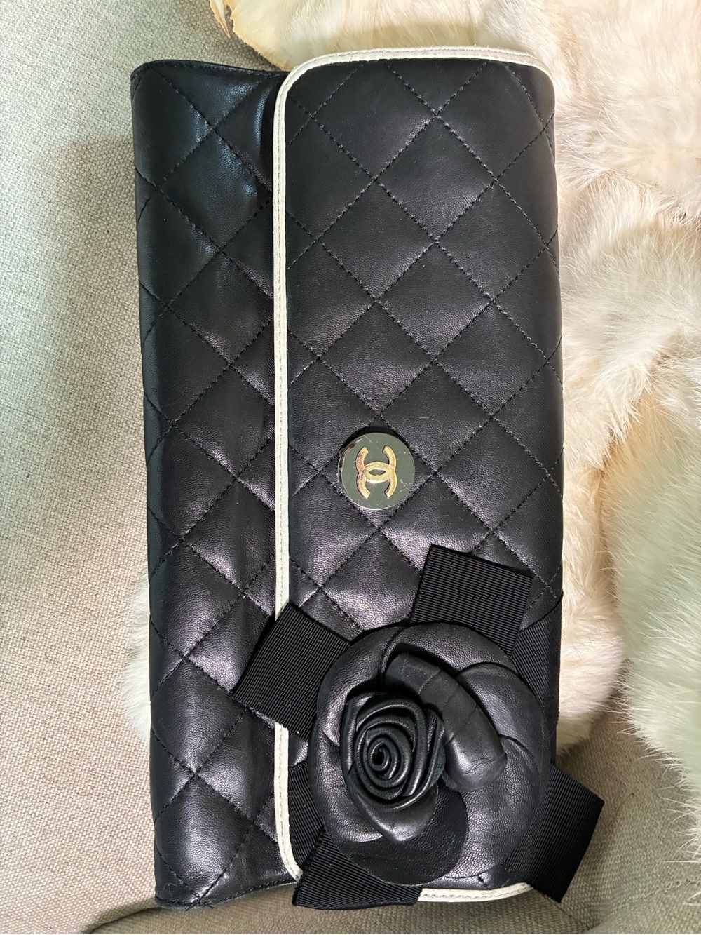 Black Quilted Leather Camellia Clutch with Ivory Trim and Gold CC - Picture 3 of 6